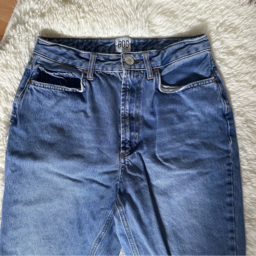 BDG Mom High Rise Jeans - Sz 27 - Picture 5 of 11